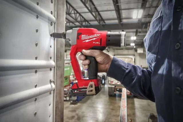Milwaukee M18 ONEFPRT-202X - Ηλεκτρικός Πριτσιναδόρος 18V 2x2Ah (4933478602) 2