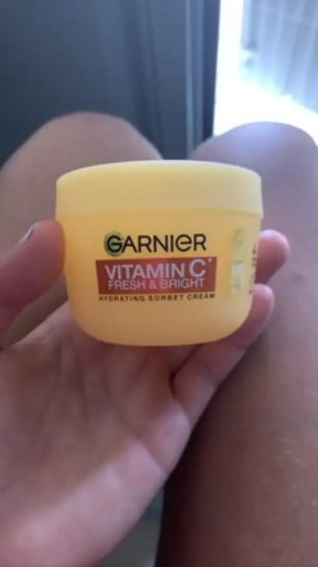 Vitamin C Fresh & Bright Ενυδατική Σορμπέ Κρέμα 85ml