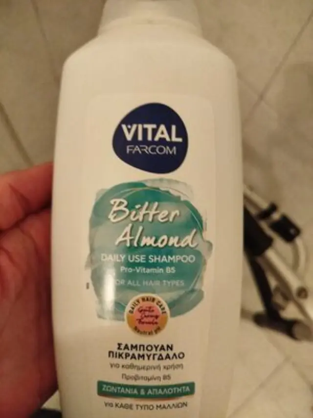 Farcom Vital Σαμπουάν Πικραμύγδαλο με Προβιταμίνη Β5 500ml