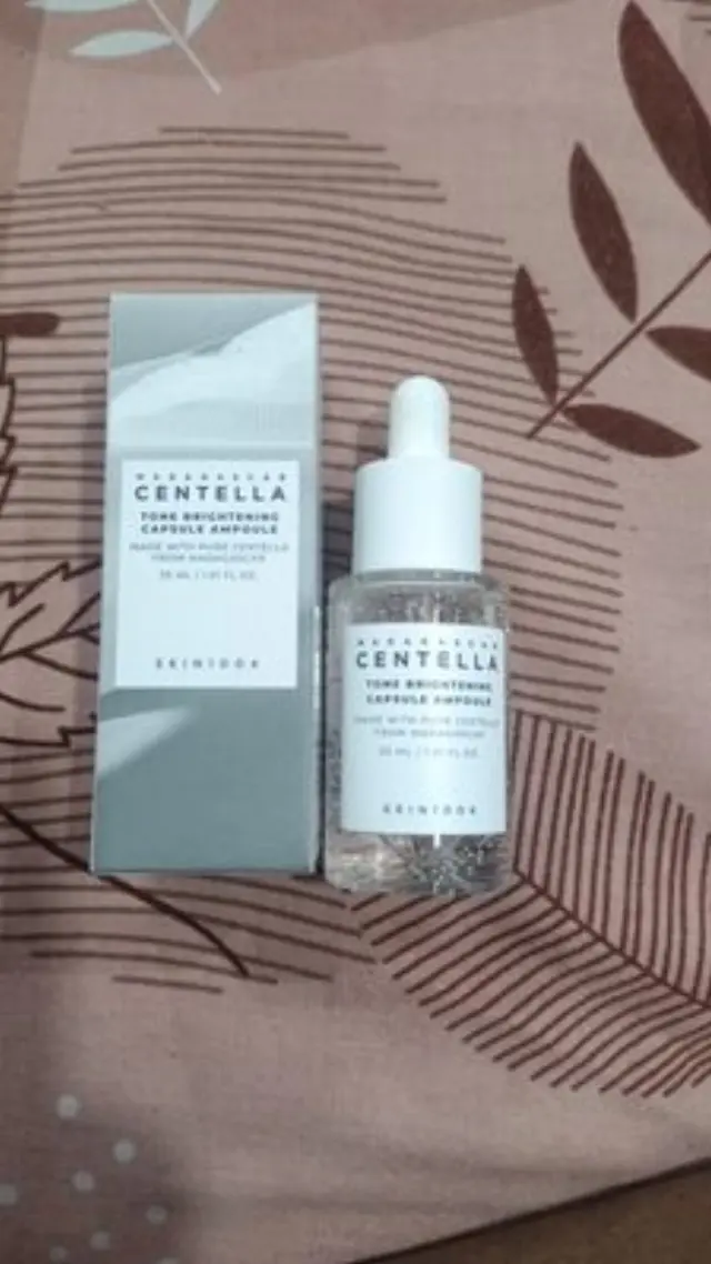 Skin1004 Madagascar Centella Tone Αντιγηραντικό Serum Προσώπου με Νιασιναμίδη 30ml