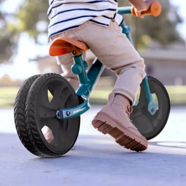 Yvolution Velo Junior Green - Πράσινο ποδήλατο ισορροπίας 3