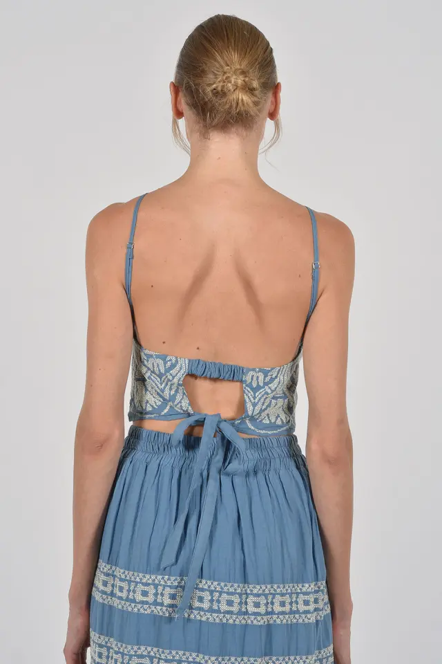 Εξώπλατο crop τοπ με ανάγλυφο κέντημα 100% βαμβάκι LEUKE - XS 3
