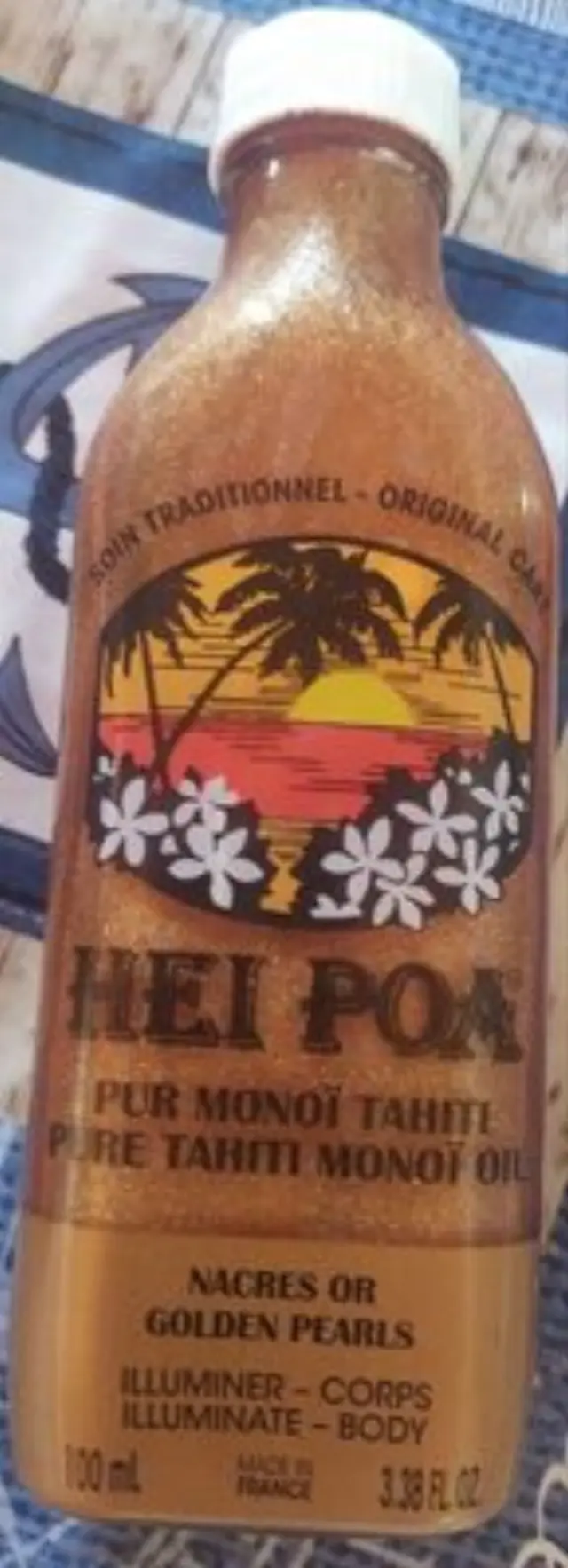Hei Poa Monoi Oil Tahiti Nacres Or Ιριδίζον Λάδι Monoi αρωματισμένο με άνθη Tiare, περιέχει Πέρλες από Χρυσά Μαργαριτάρια, 100 ml