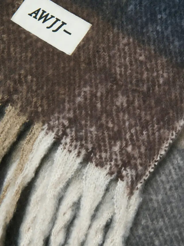 JACREST CHUNKY SCARF LN chocolate plum 3