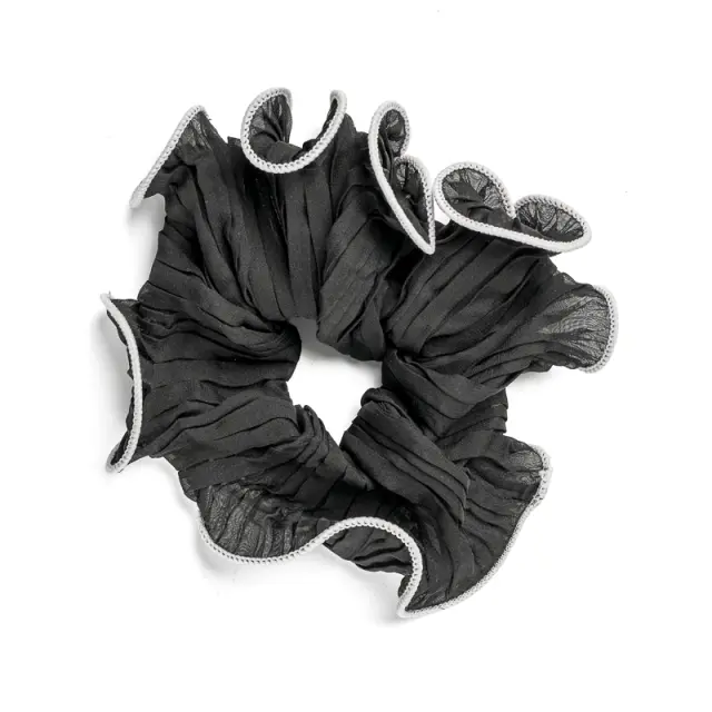 Μαύρο Πλισέ Scrunchie