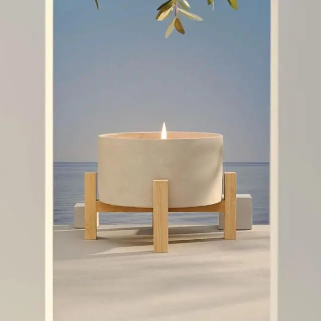 Bougies La Francaise Outdoor pot beton - Αρωματικό κερί Citronella σε Βάζο τσιμέντου και ξύλινη βάση 930 gr 3