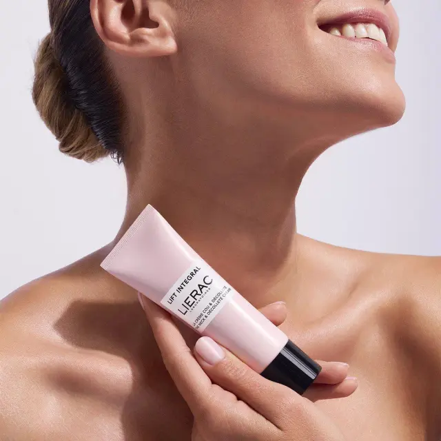 Lierac Lift Integral The Neck & Décolleté Cream Η Κρέμα Για Λαιμό & Ντεκολτέ 50ml 2