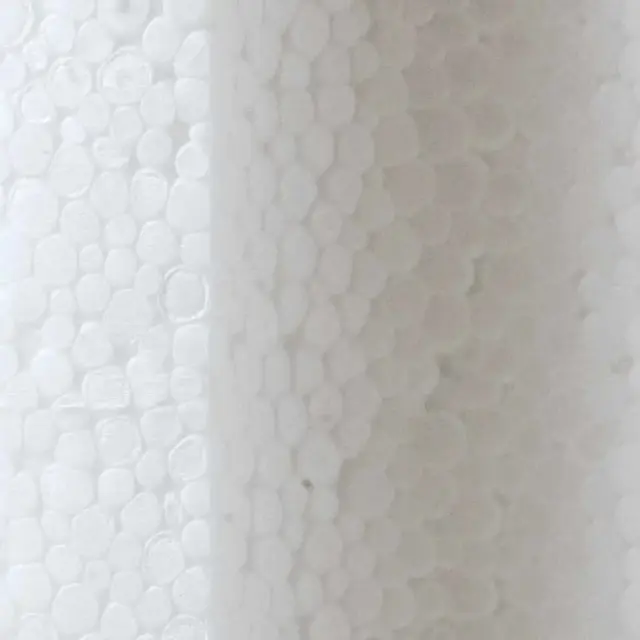 Montana Polystyrene Primer 400ml 3