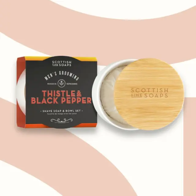 The Scottish Fine Soaps Men’s Grooming THISTLE & BLACK PEPPER Shave Soap & Bowl Set Σαπούνι ξυρίσματος και βάζο 3
