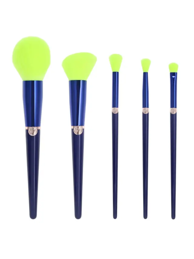 Glow Getter Neon Brush Set W7 2