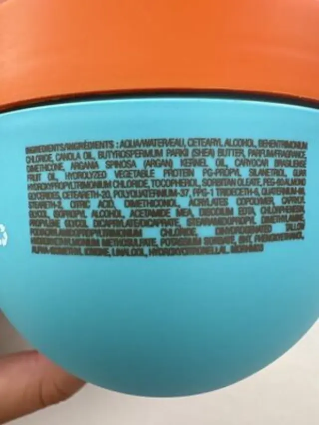 Moroccanoil Restorative Hair Mask 250ml 2
