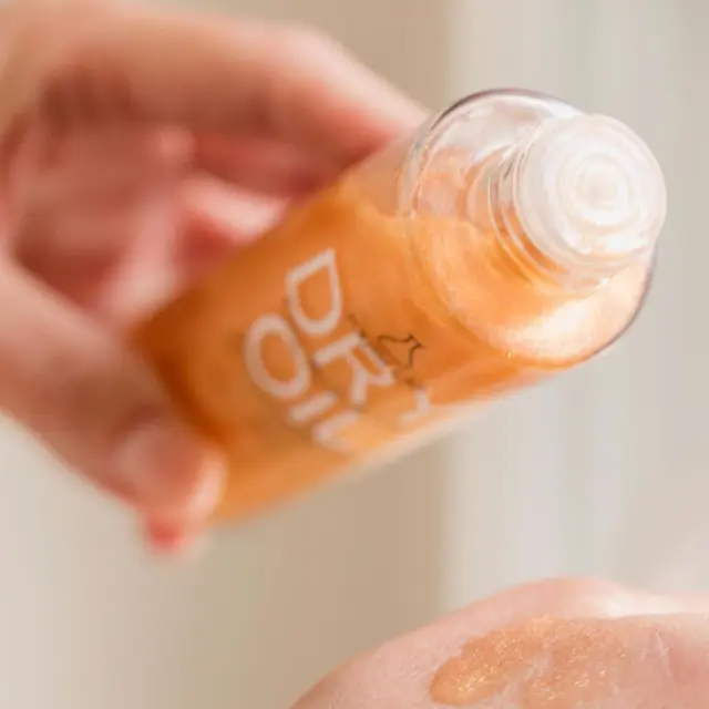 YOUTH LAB Shimmering Dry Oil Ενυδατικό Ιριδίζον Ξηρό Λάδι Προσώπου, Σώματος & Μαλλιών, 100ml 2