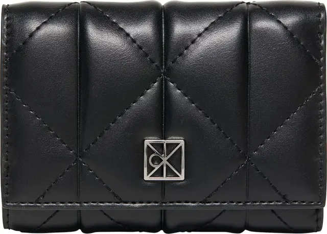 Calvin Klein Γυναικείο Μικρό Πορτοφόλι Quilted Flap Zip Around Μαύρο
