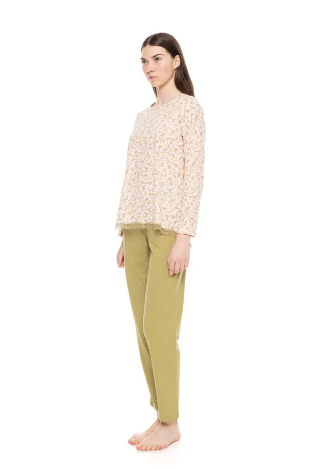 W1585 - Type - PYJAMA BLOSSOM FLOWER 2