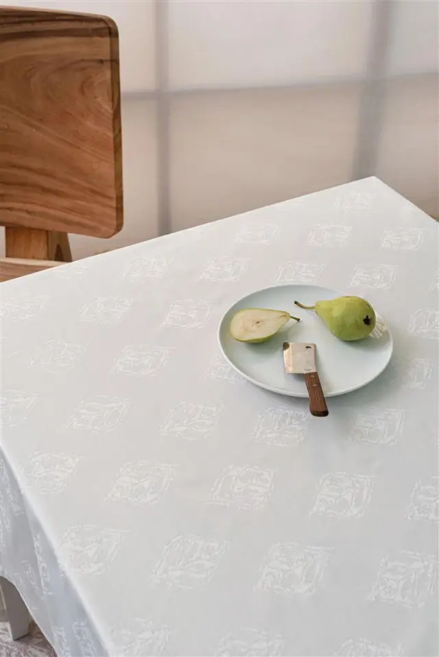 Τραπεζομάντηλο Αλεκιαστο Formal Dinner 175x320 FTERI BEIGE