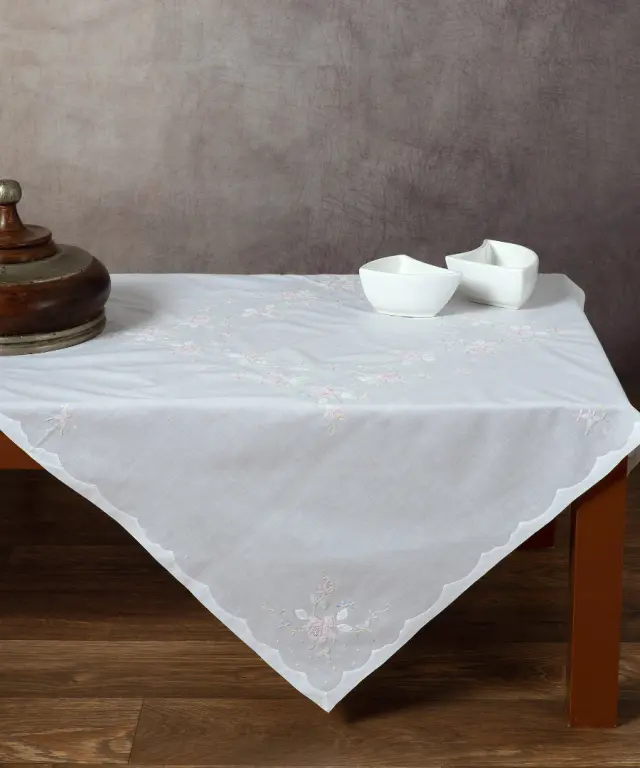 Χειροποίητο τραπεζοκαρέ 009 (140cm x 140cm) οπαλίνα - -