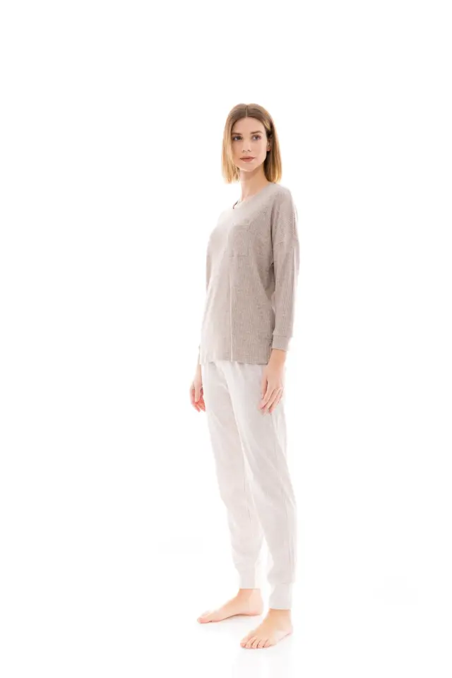 W1398 - Type - PYJAMA AUTUMN DREAMS 3