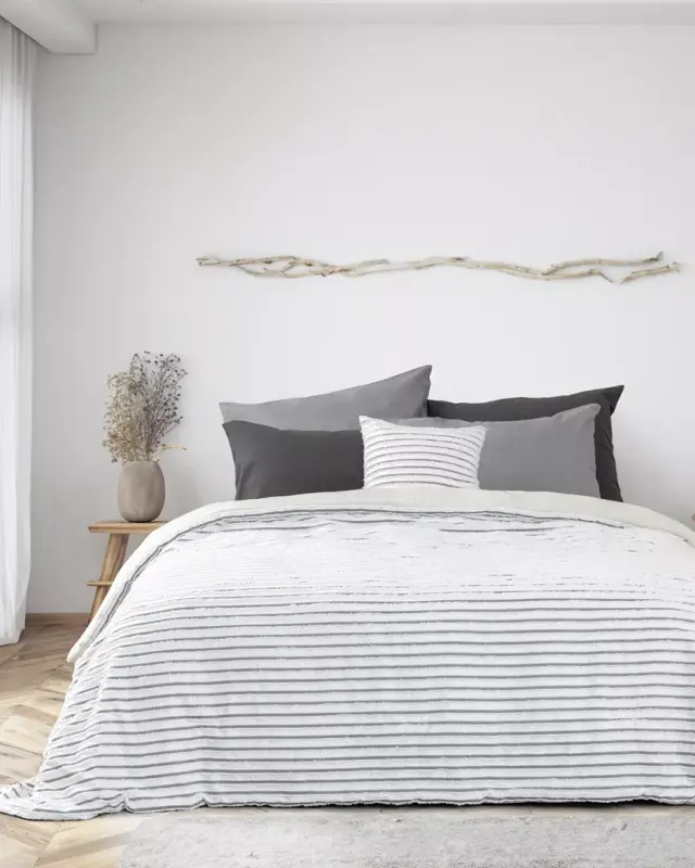 Κουβερλί 220x240 Υπέρδιπλο 200gsm Nima Raya White-Black 100% Microfiber