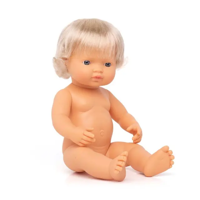 MINILAND DOLLS MINILAND ΚΟΥΚΛΑ ΚΑΥΚΑΣΙA 38 CM ΜΕ ΞΑΝΘΑ ΜΑΛΛΙΑ