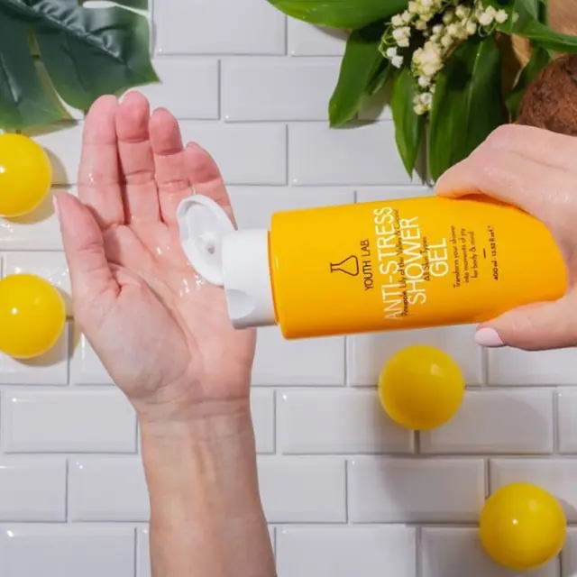 YOUTH LAB Anti-Stress Αφρόλουτρο σε Gel Pineapple, Lilly of the Valley & Coconut 400ml 2