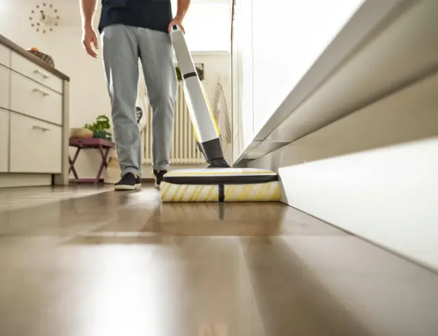 Μηχανή Καθαρισμού Σκληρών Δαπέδων Karcher FC 7 Cordless1.055-701.0 3