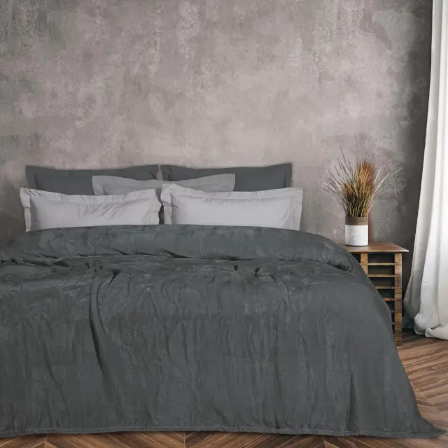 Κουβέρτα 220x240 Υπέρδιπλη Velour 350gsm Das Home 1343 Γραφίτης 100% Πολυέστερ