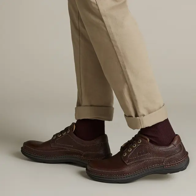 Clarks Nature Three Mahogany Mahogany Leather - 42.5 3