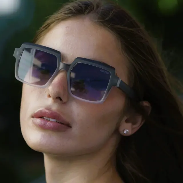 Ghetto Ladies Square Sunglasses ClearGray Frame 3