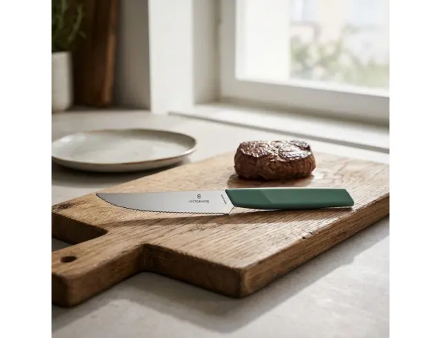 Μαχαίρι Μπριζόλας Victorinox Swiss Modern με μήκος λεπίδας 12cm - Green6.9006.12W43