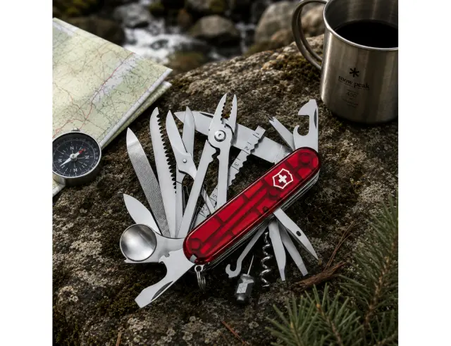 Ελβετικός Σουγιάς Victorinox Champ με 33 λειτουργίες και μήκος 9.1cm - Red Transparent1.6795.T