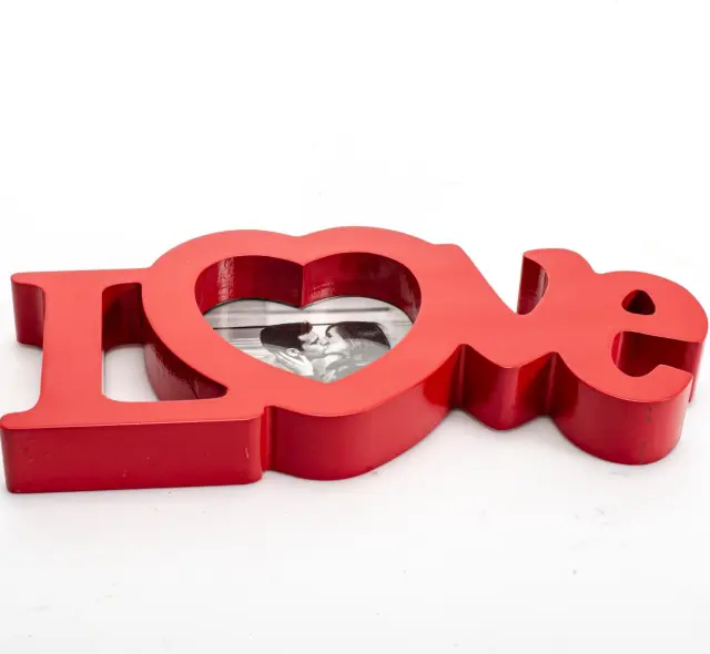 κορνίζα κόκκινη ξύλινη επιτραπέζια ,love, αγίου Βαλεντίνου ,για φωτογραφία 10x10 3