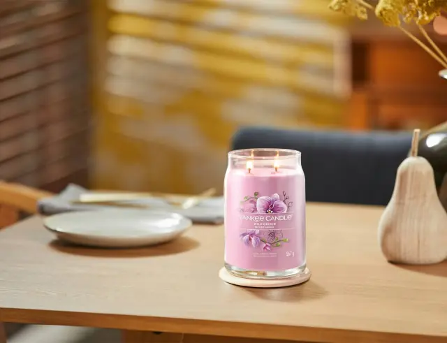 Αρωματικό Κερί Yankee Candle με διάρκεια καύσης έως 80 ώρες και άρωμα Wild Orchid1629979E 2