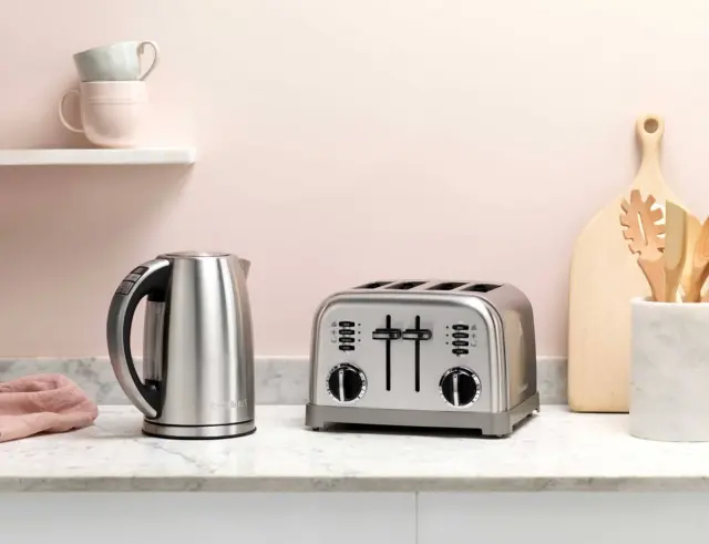 Βραστήρας Cuisinart CPK17E με χωρητικότητα 1.7L και ισχύ 3000W - InoxCPK17E 3
