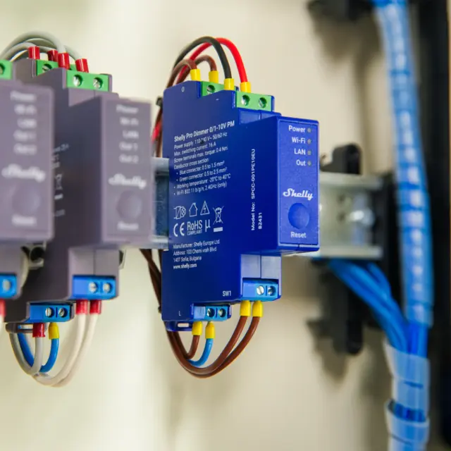 3800235268209 | Shelly Pro Dimmer 0/1-10V PM - EAN 3800235268209 3