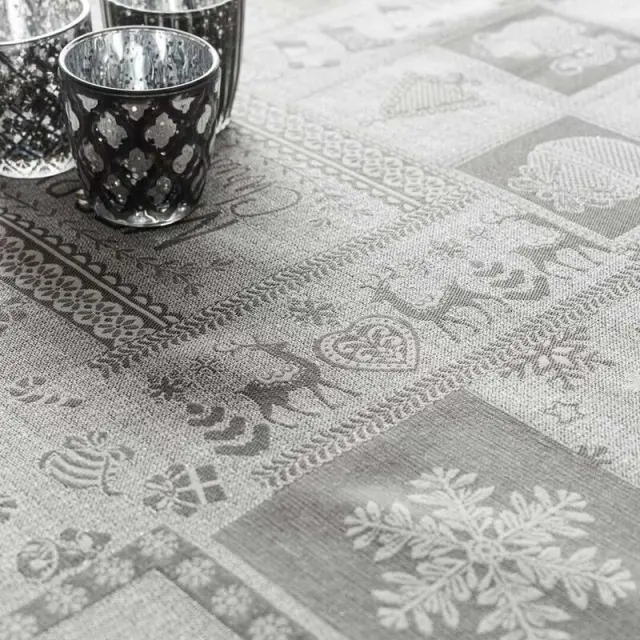 ΤΡΑΠΕΖΟΜΑΝΤΗΛΟ 135X135 GREY GOFIS HOME 2