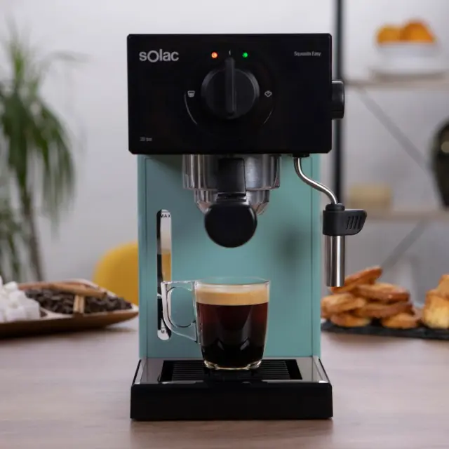 ΚΑΦΕΤΙΕΡΑ ESPRESSO CE4504 20BAR BLUE SOLAC 3