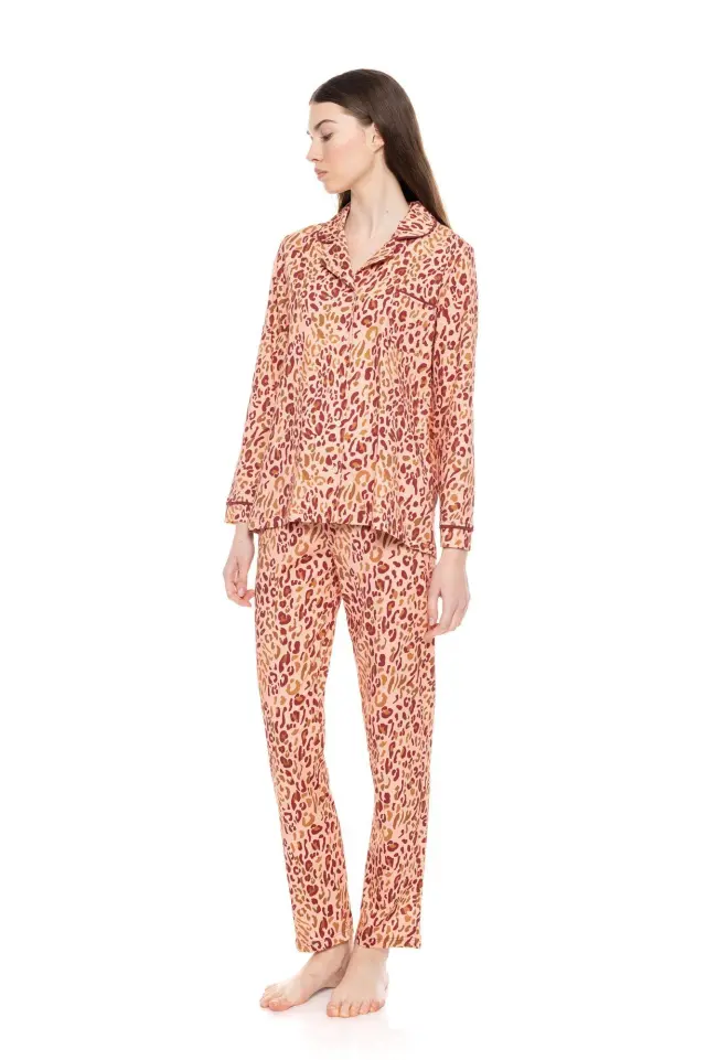 W1603 - Type - PYJAMA BUTTONED SOFT PINK LEOPARD 2