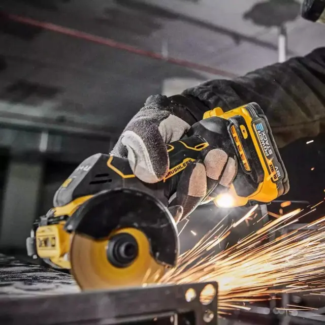DeWalt DCS438NΤ - Γωνιακός Τροχός Μπαταρίας 18V Brushless 76mm με Βαλίτσα Μεταφοράς (Χωρίς Μπαταρία και Φορτιστή) 2