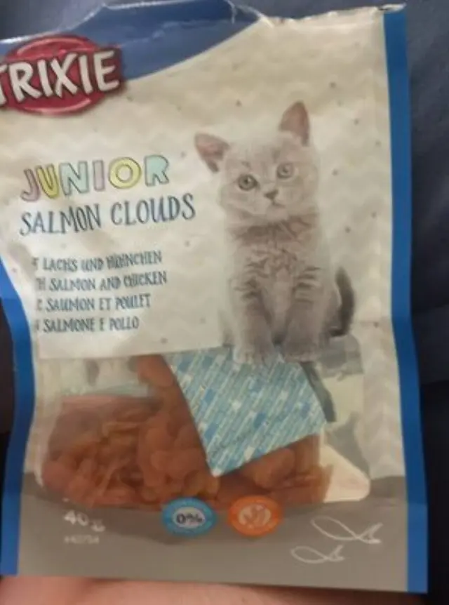 Trixie Λιχουδιά Junior Salmon Clouds για Γατάκια 40gr