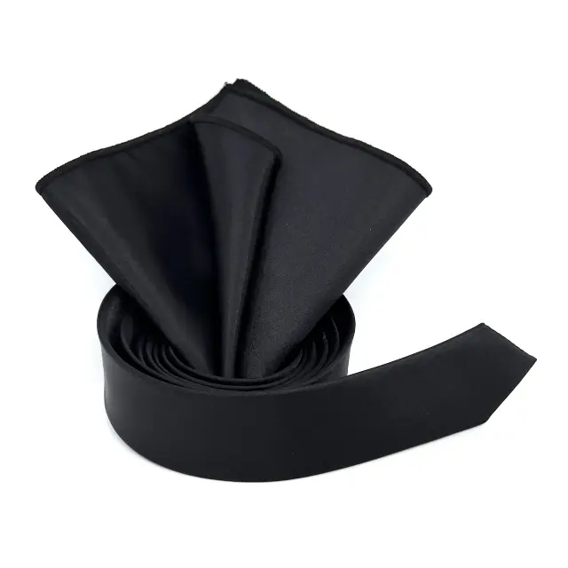 Μαύρη Γραβάτα Σατέν Glossy Slim 4,5 cm με Ασορτί Μαντήλι