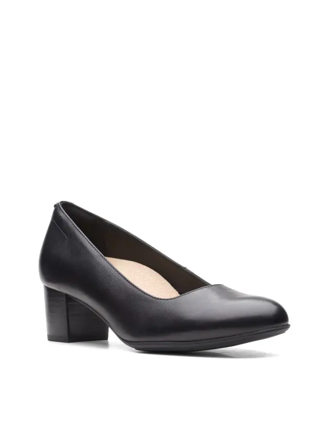 Linnae Pump Black Leather 2