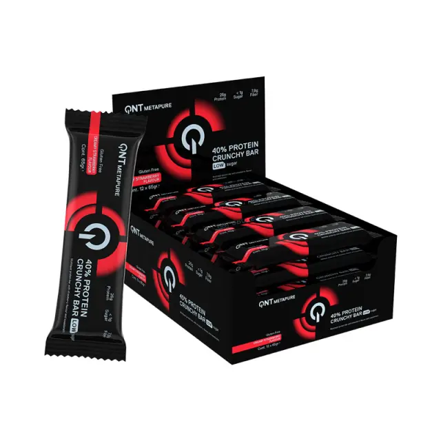 QNT Protein Crunchy Bar Creamy Strawberry 40% Πρωτεΐνη 12x65g