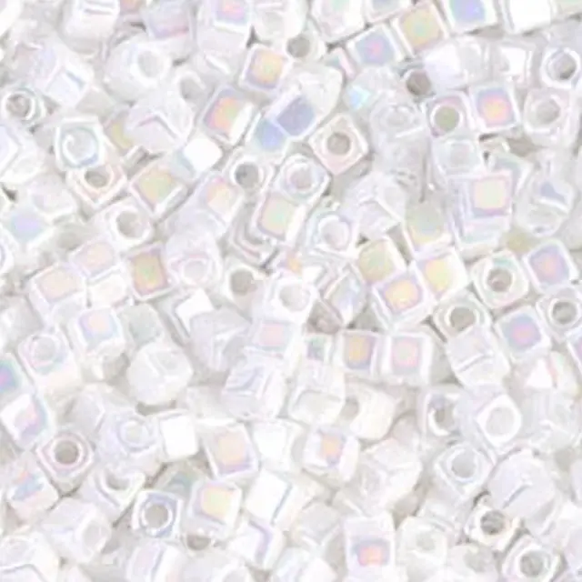 Χάντρα Miyuki Cube 4mm - 402R - Rainbow Opaque White ~25gr