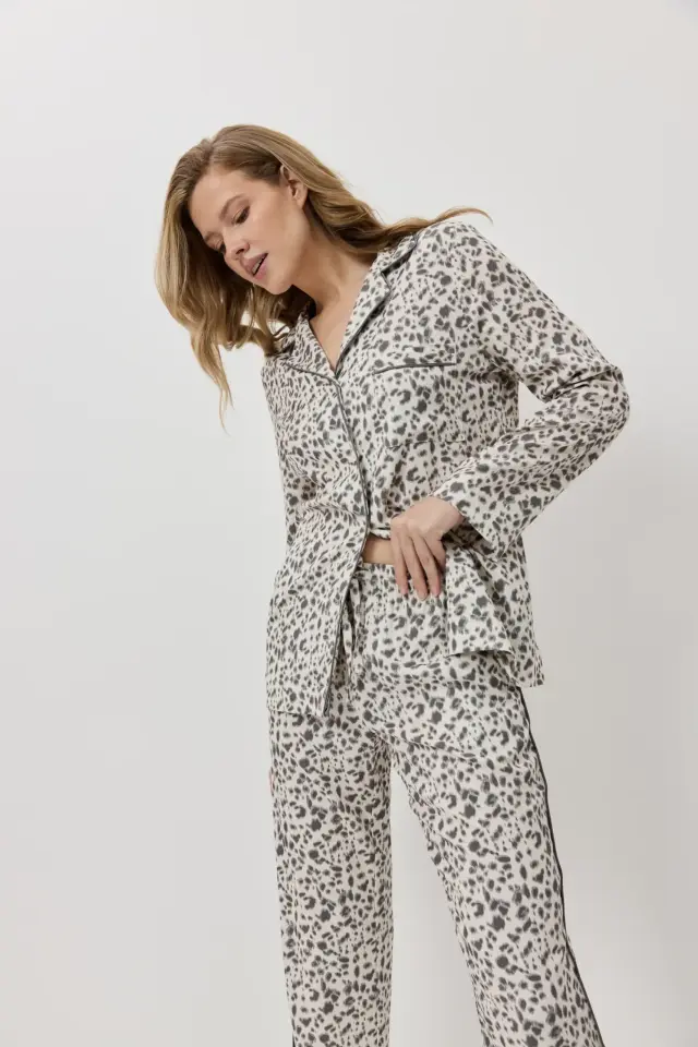 Aruelle Asha Πιτζάμα Βισκόζης Κουμπωτή Με Soft Animal Print Σχέδιο 2