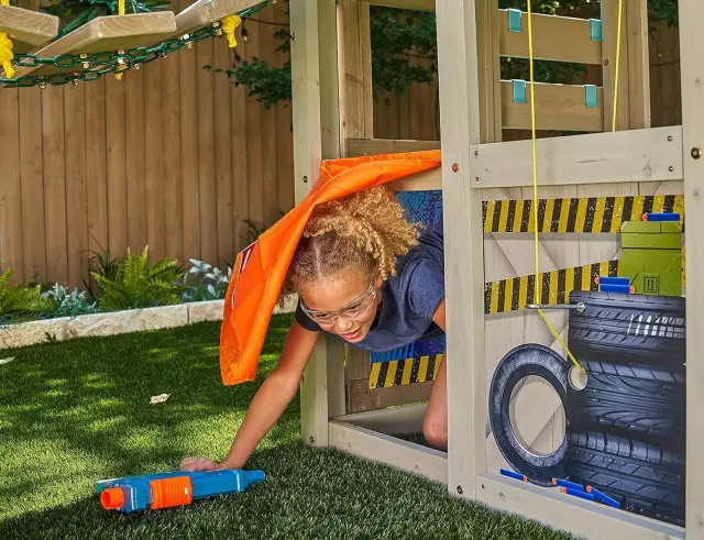 Οχυρό Nerf Command Base KidKraft με διαστάσεις 4.45x1.84x2.61m 3