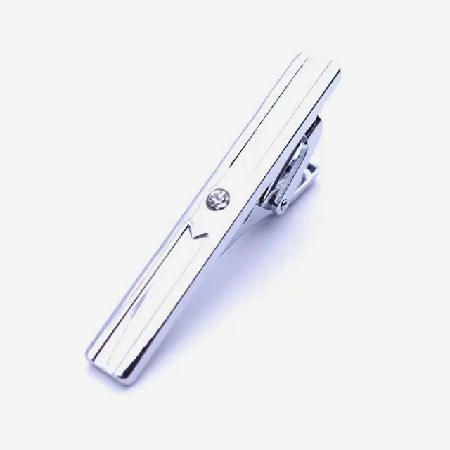 Ασημί Κλιπ Γραβάτας 4,5 cm με Στρας – LGTC-63 2