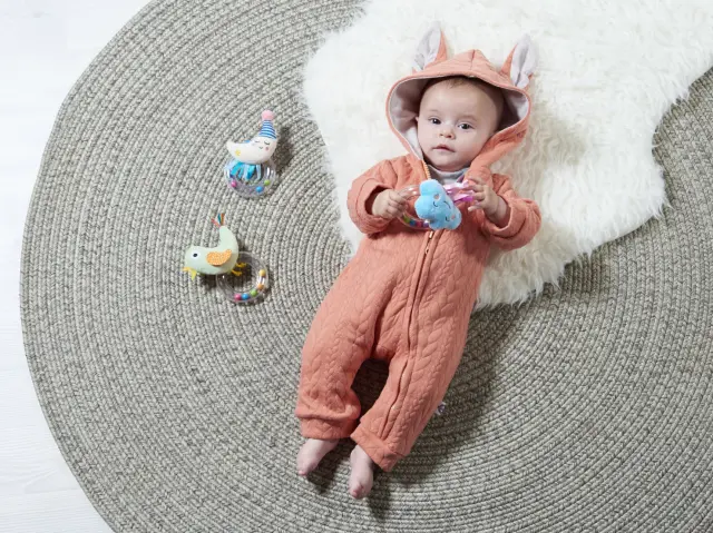 Taf Toys MINI MOON RATTLE 3
