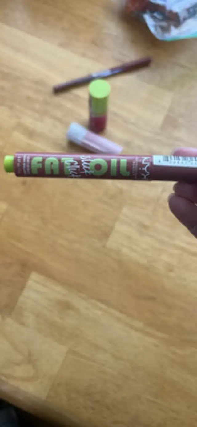 Fat Oil Slick Click Going Viral
