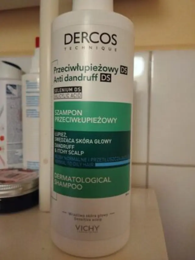 VICHY DERCOS Anti-Dandruff DS Σαμπουάν Κατά της Ξηροδερμίας, της Πιτυρίδας και του Κνησμού για Κανονικά - Λιπαρά Μαλλιά 390ml
