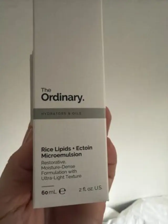 The Ordinary Rise Lipids & Ectoin Microemulsion Κρέμα Προσώπου Ελαφριάς Υφής για Λάμψη & Ενυδάτωση, 60ml